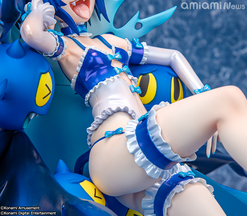 BOMBERGIRL』 アクア(レウィシア・アクアブルー)ヴァンパイア