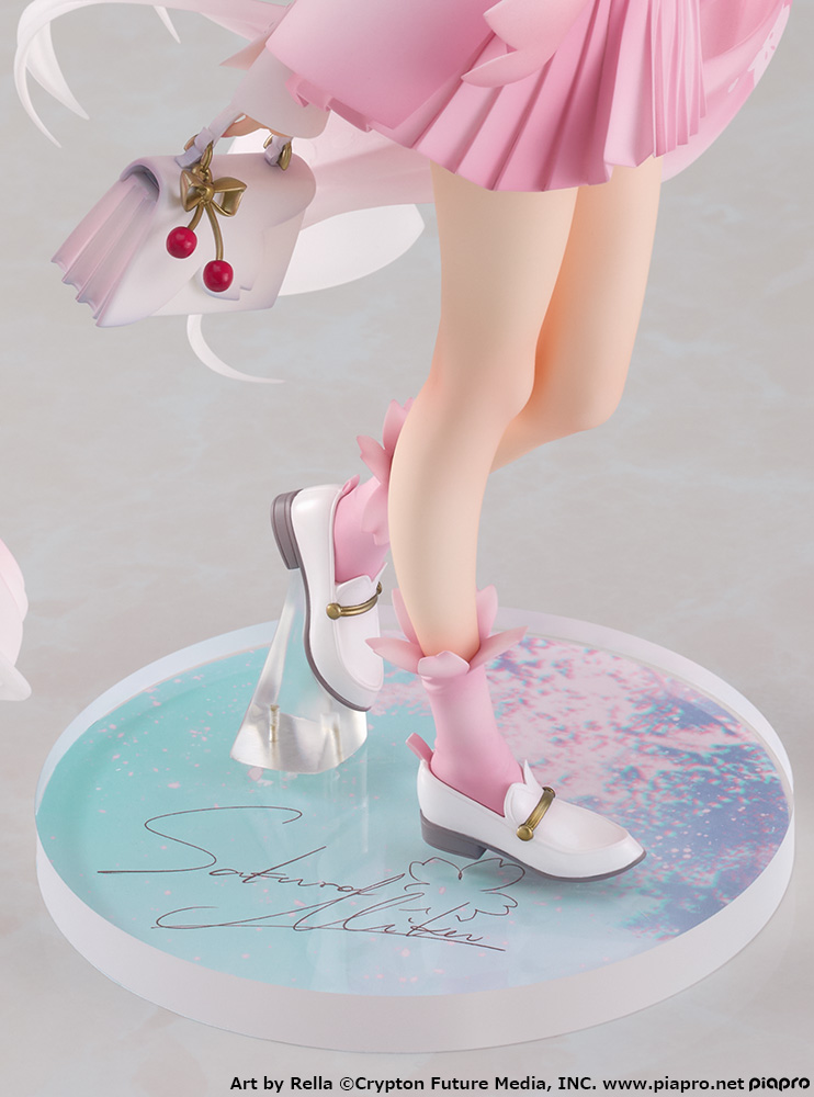 イラストレーターRella氏がデザインした桜ミクが、「桜ミク お花見