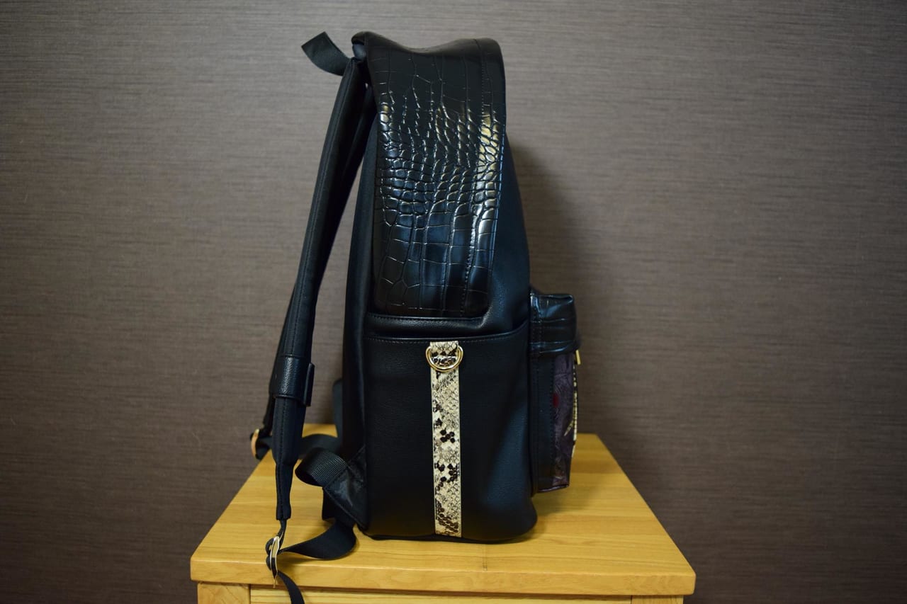 クレイジーな男になれる！『龍が如く』から、 黒光りしたボディが