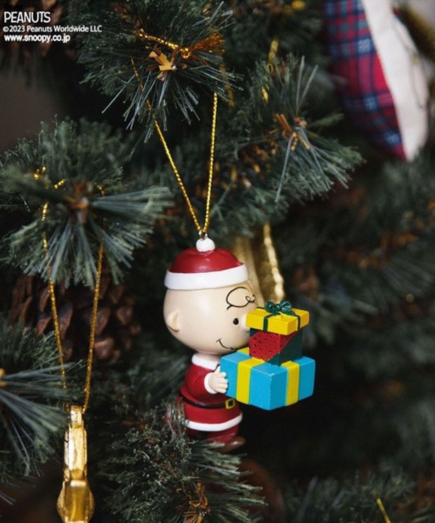 今年のクリスマスツリーはスヌーピーを主役に。ベイフローからPEANUTS