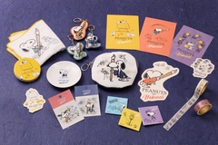 和テイストのスヌーピーグッズが“北斎展”で限定発売！ダイカットポーチ