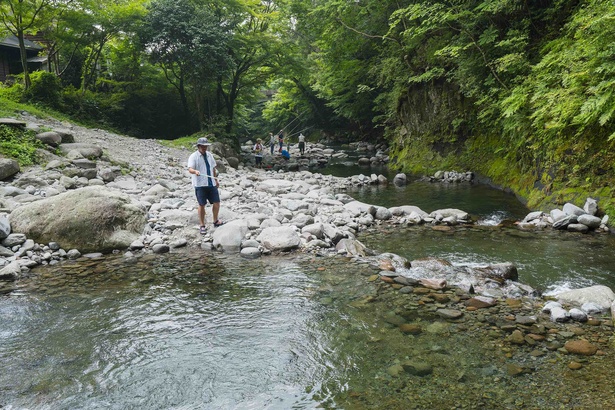 ニジマスが次々ヒット！大分・日田｢上津江フィッシングパーク｣で渓流