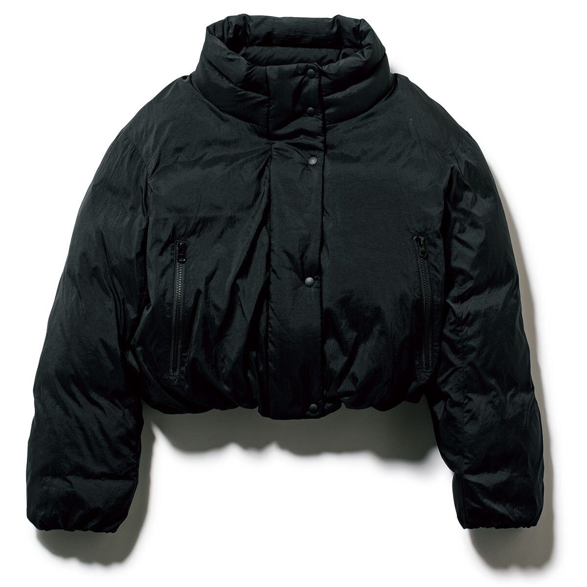 無印良品 MUJI Labo】の「ショート丈ダウン」はモードに着られる