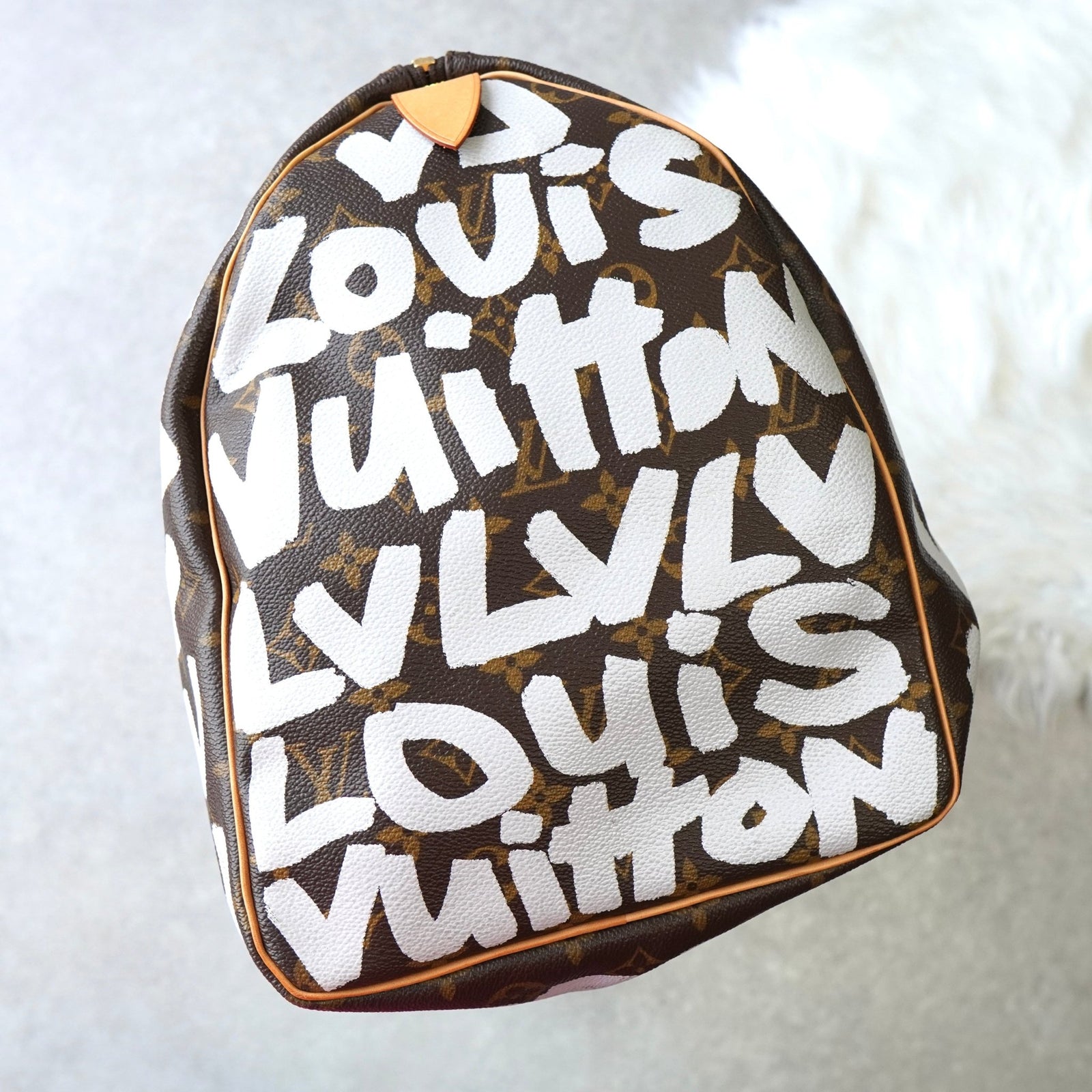 ルイヴィトン モノグラム グラフィティ キーポル50 ボストンバッグ