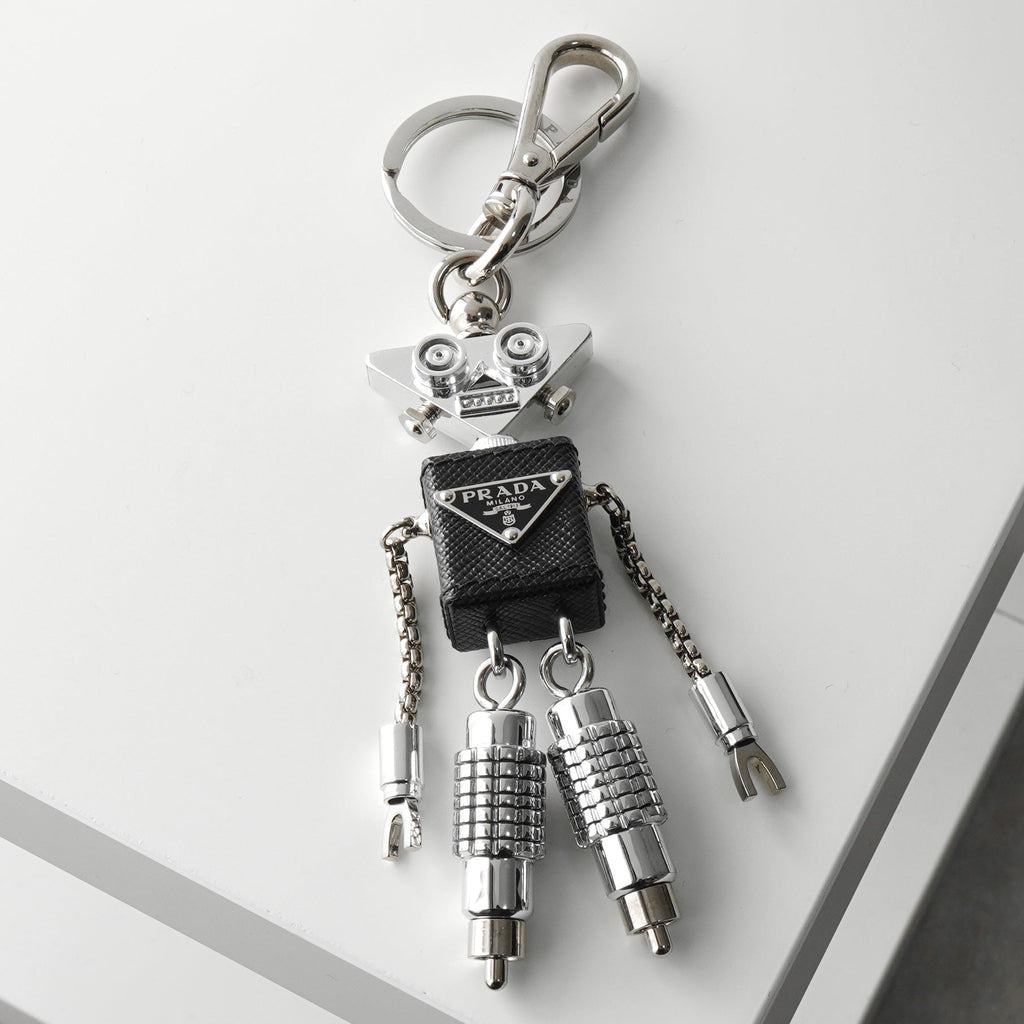 プラダ ロボット キーホルダー キーリング チャーム 三角プレート
