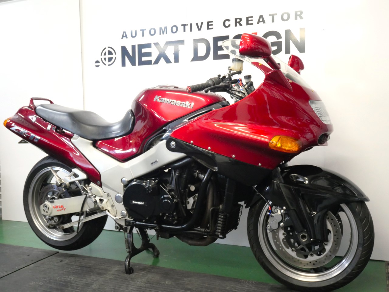 Kawasaki ZX-11 ZZR1100北米仕様 – NEXT DESIGN