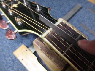 Tokai TEA-02S - ナット交換、フレットすり合わせ - ギターリペア