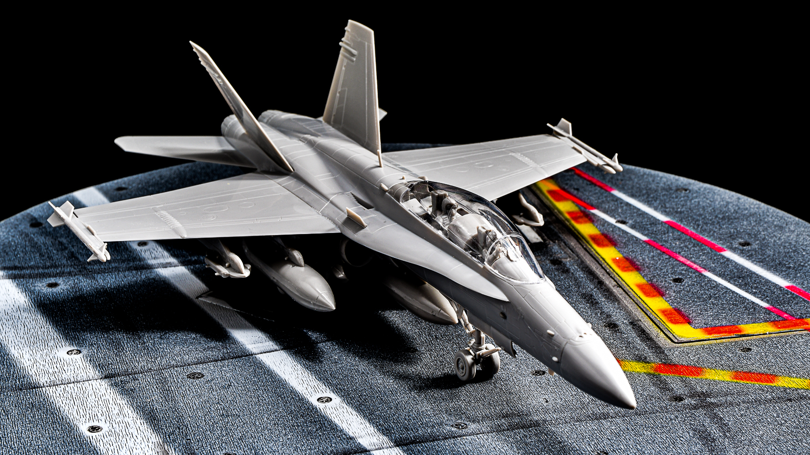 ハセガワ1/72飛行機模型ピックアップ! ネオクラシックプラモの魅力