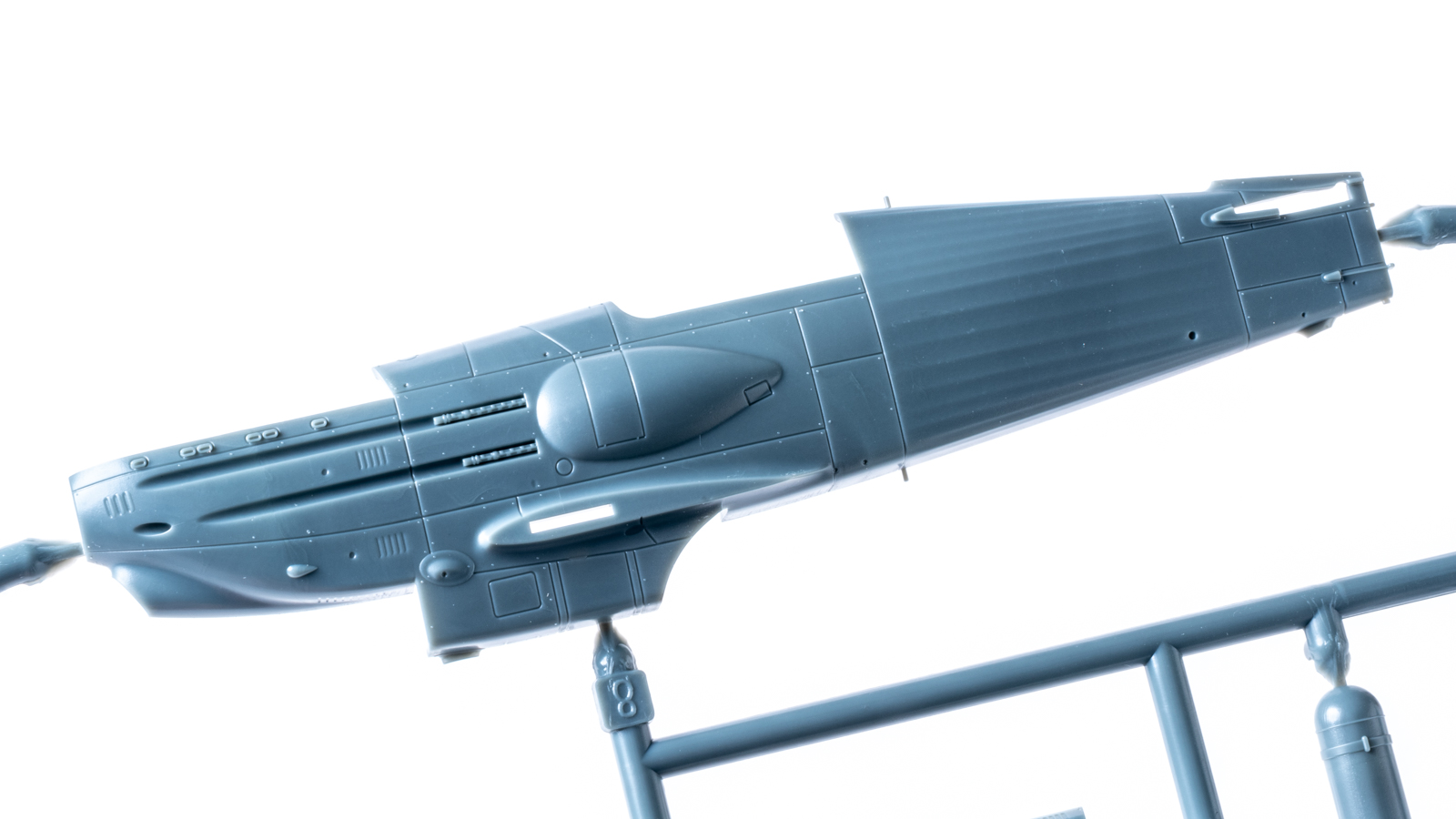 全部入りのカンペキ版」だからこそ、気楽に作ってOKな飛行機プラモ