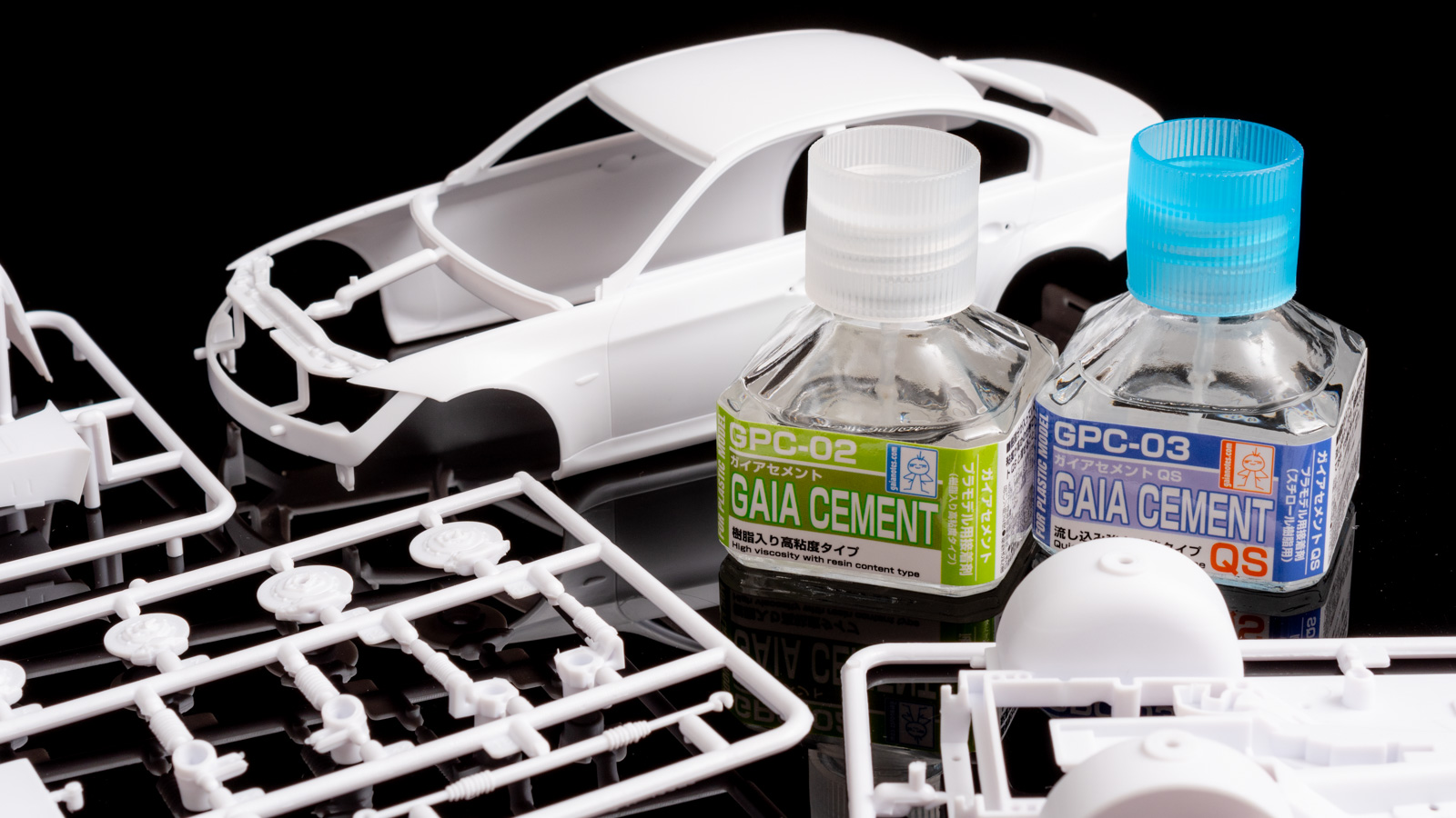 ガイアノーツが2種類のプラモデル用接着剤を新発売！／ハケの穂先が