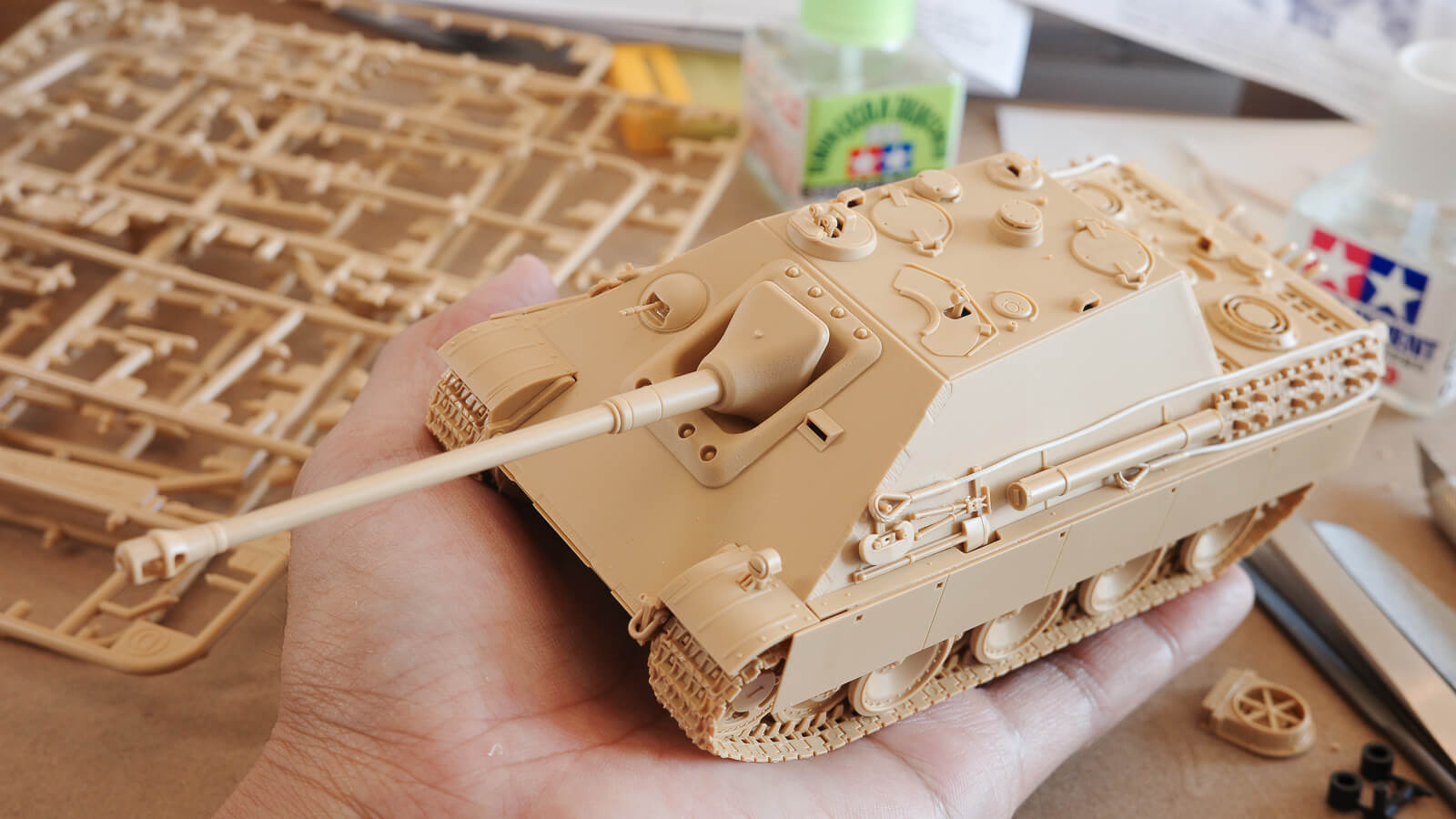 どこから見ても大迫力な傑作駆逐戦車の魅力を手のひらサイズに凝縮