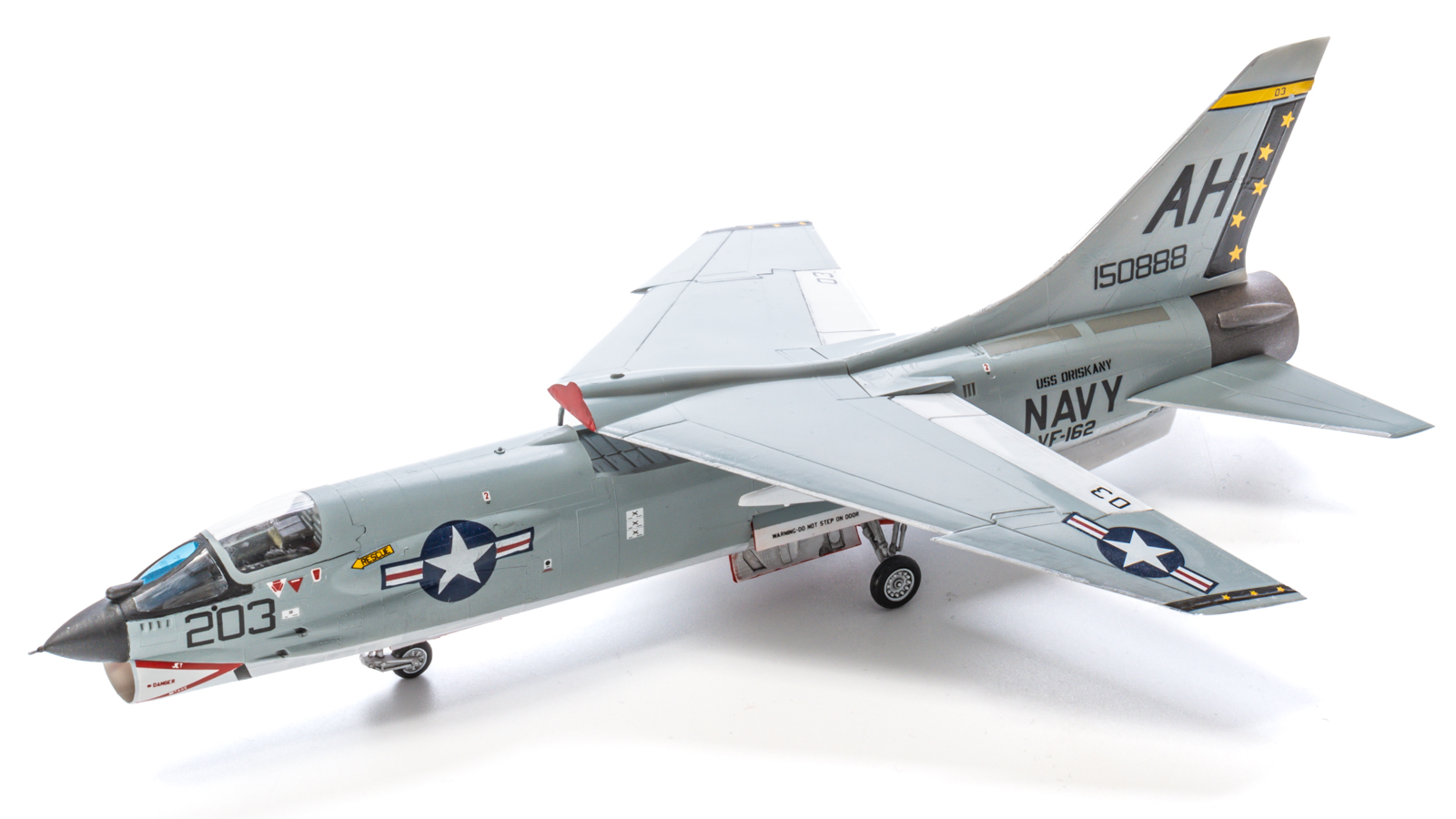 いつでも買えるから、特別なことはしないで作る／ハセガワの1:72 F-8E