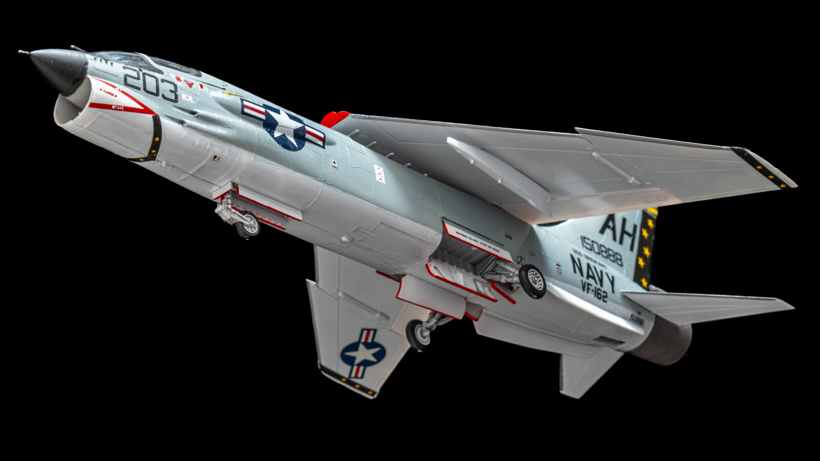 いつでも買えるから、特別なことはしないで作る／ハセガワの1:72 F-8E