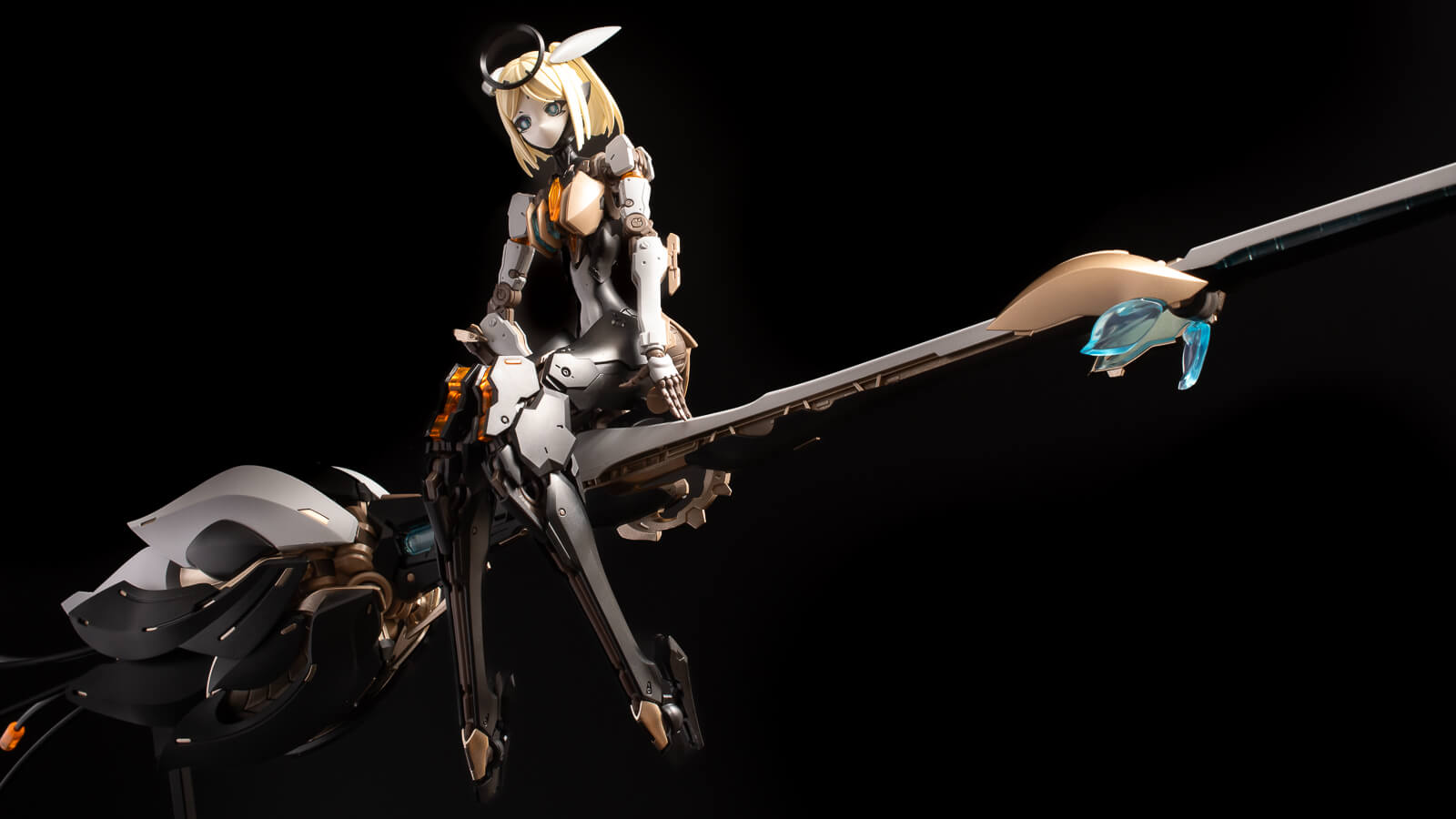 レビュー】人間の擬態を謳うメカ美少女。コトブキヤが届ける海外プラモ