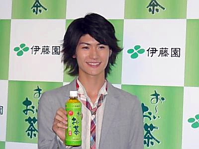 伊藤園、企業イメージCMで環境配慮PR 三浦春馬を起用 - 日本食糧新聞