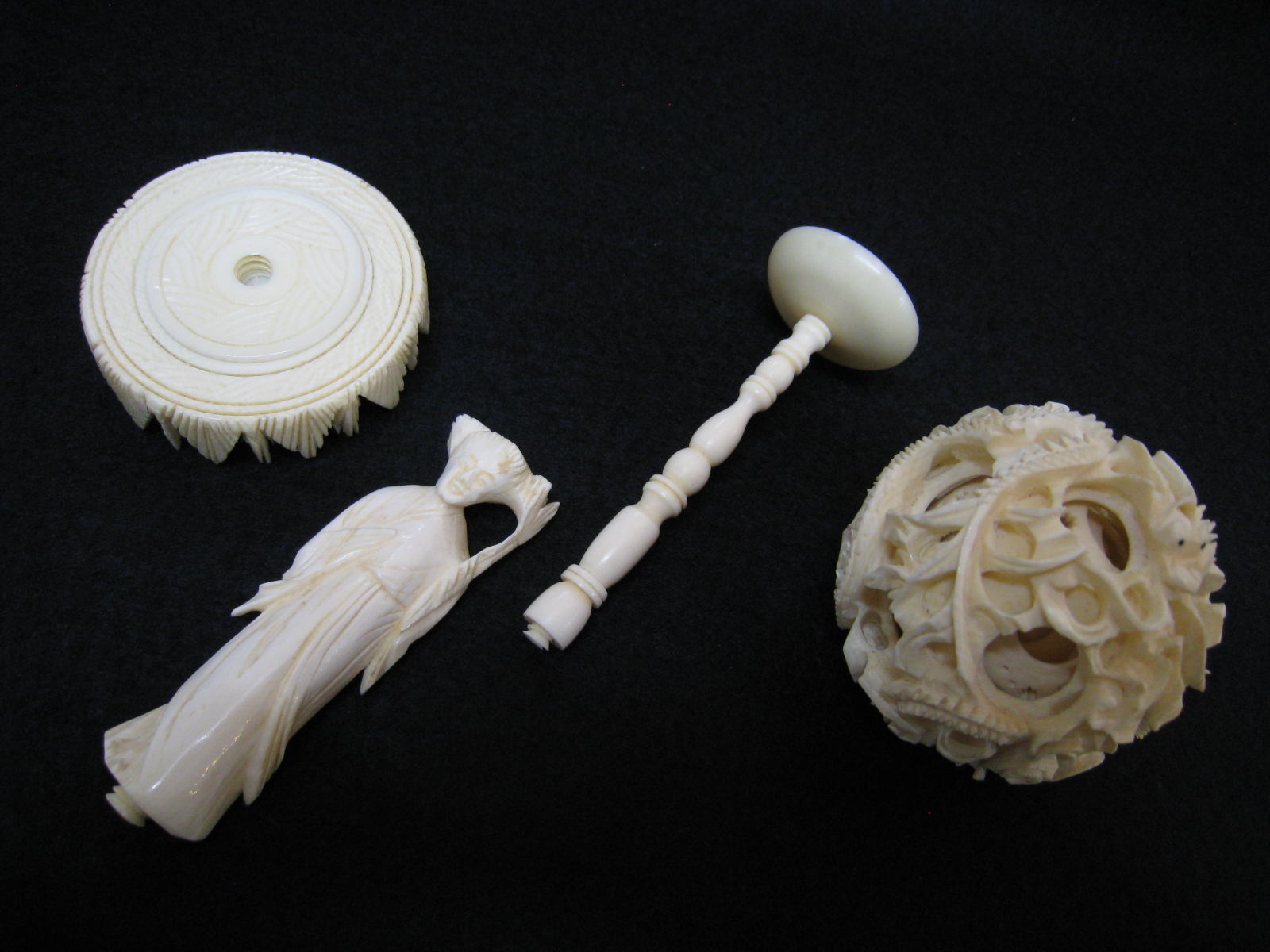 象牙天球（多層球） 象牙彫刻置物 買取りさせて頂きました | のみの市