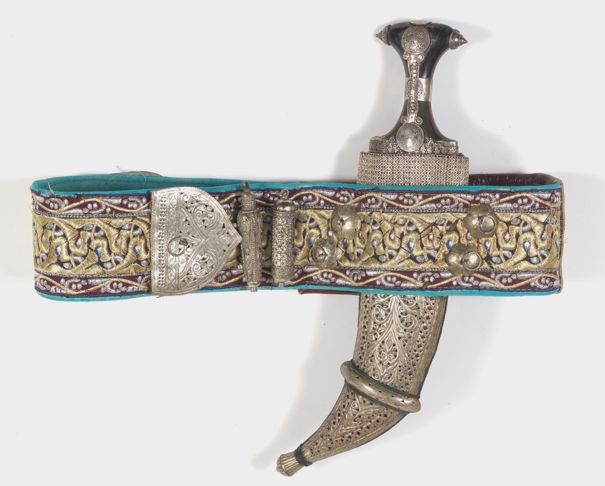 ジャンビヤ: ダガーの​​歴史、デザイン、収集ガイド