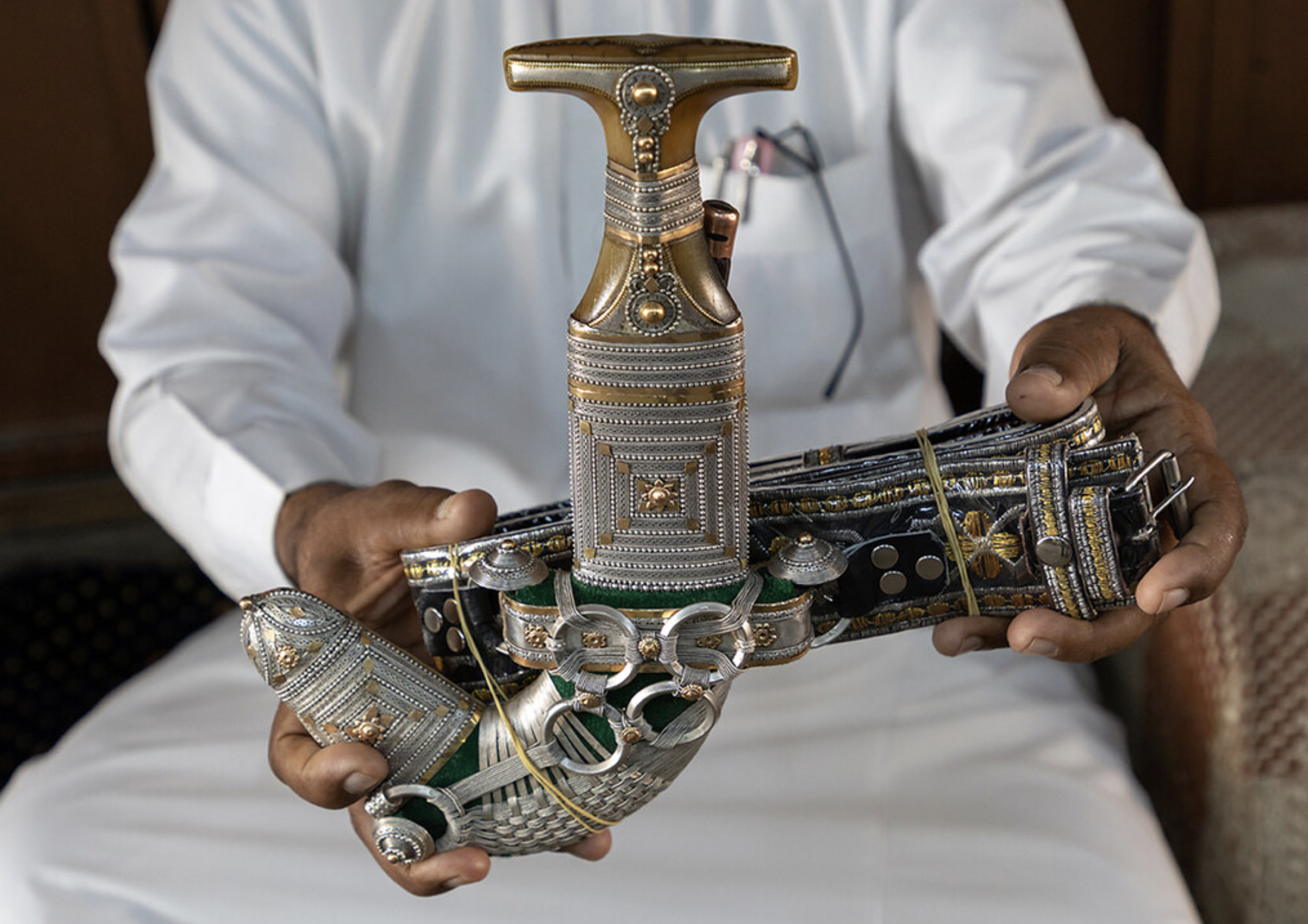 ジャンビヤ: ダガーの​​歴史、デザイン、収集ガイド