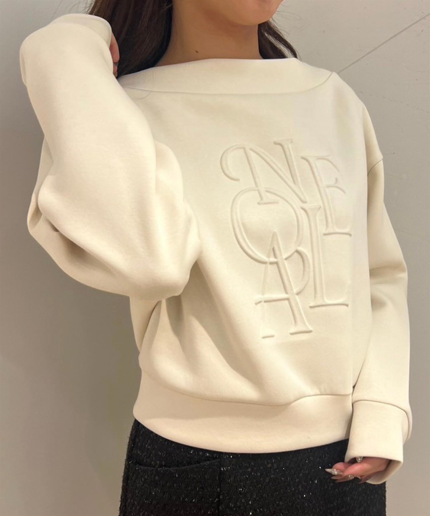 エンボスロゴスウェット | パーカー・スウェット | NOELA OFFICIAL WEB