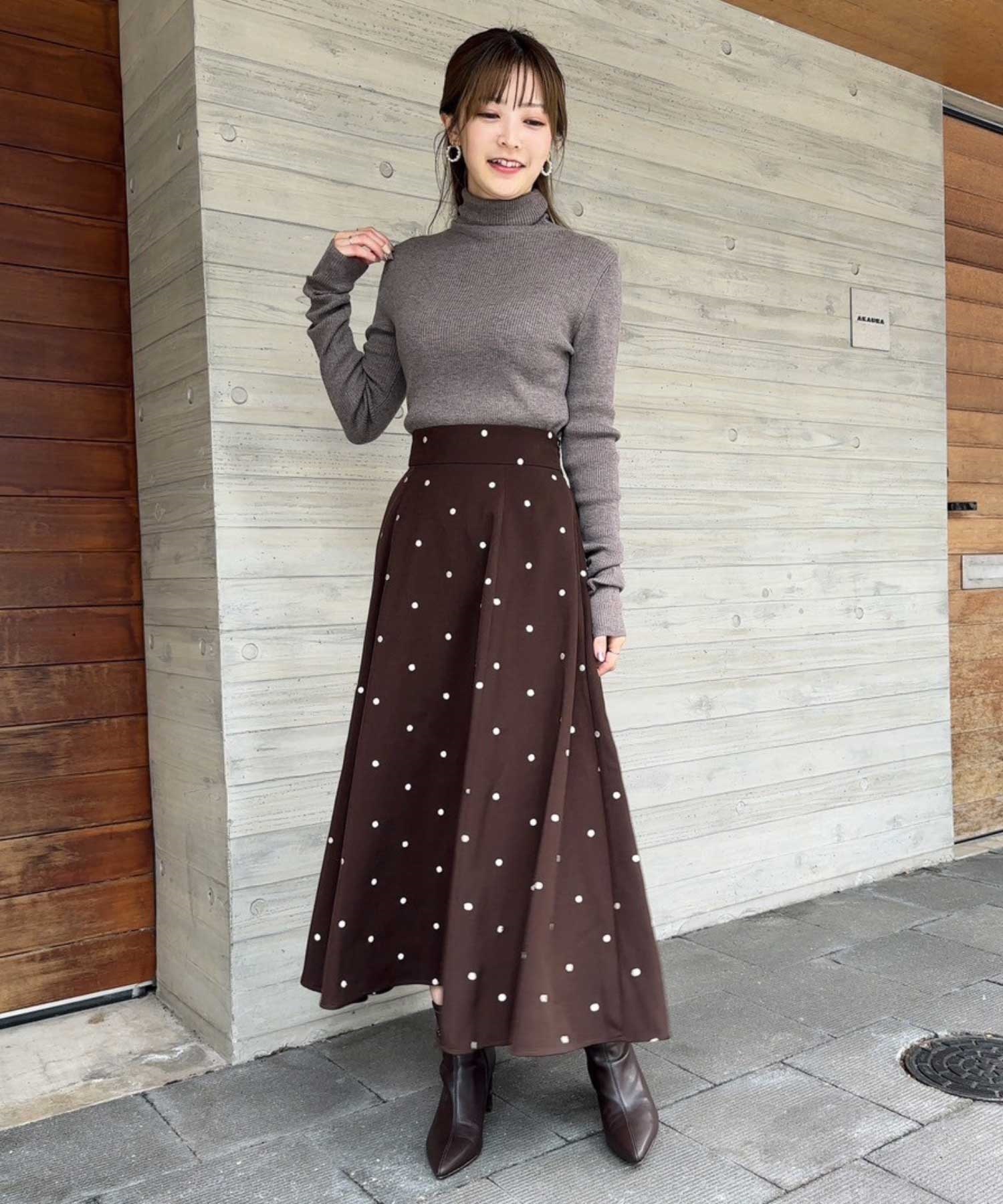 ドット刺繍フレアスカート | フレアスカート | NOELA OFFICIAL WEB STORE