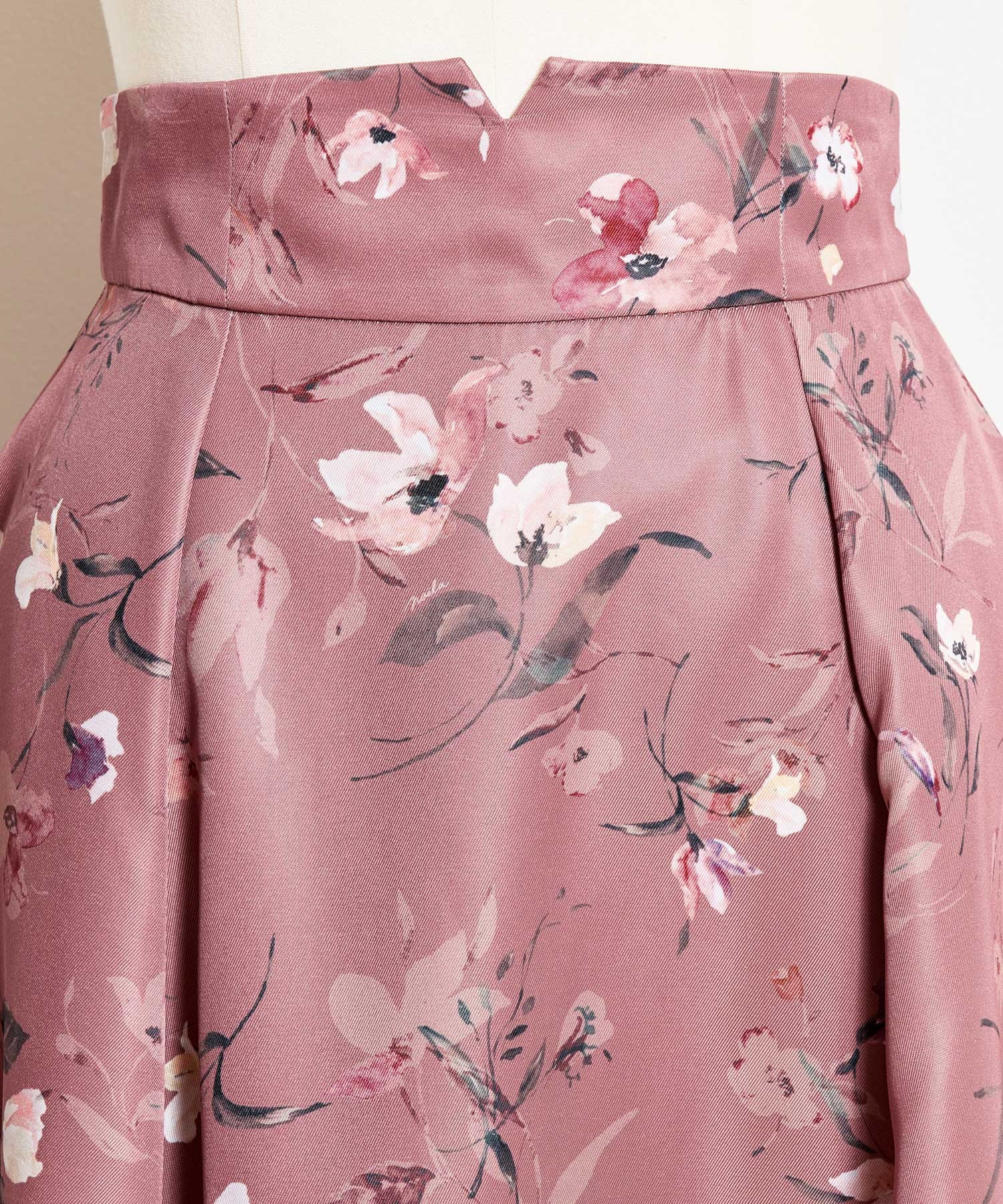 クラシカルフラワースカート | フレアスカート | NOELA OFFICIAL WEB STORE