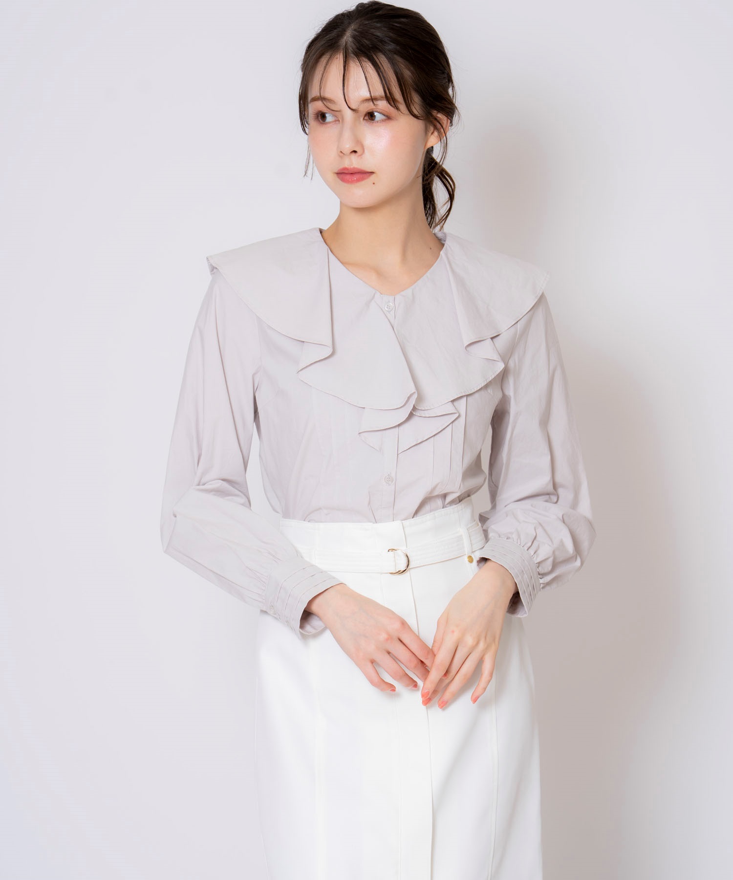 フリルタックブラウス | シャツ・ブラウス | NOELA OFFICIAL WEB STORE