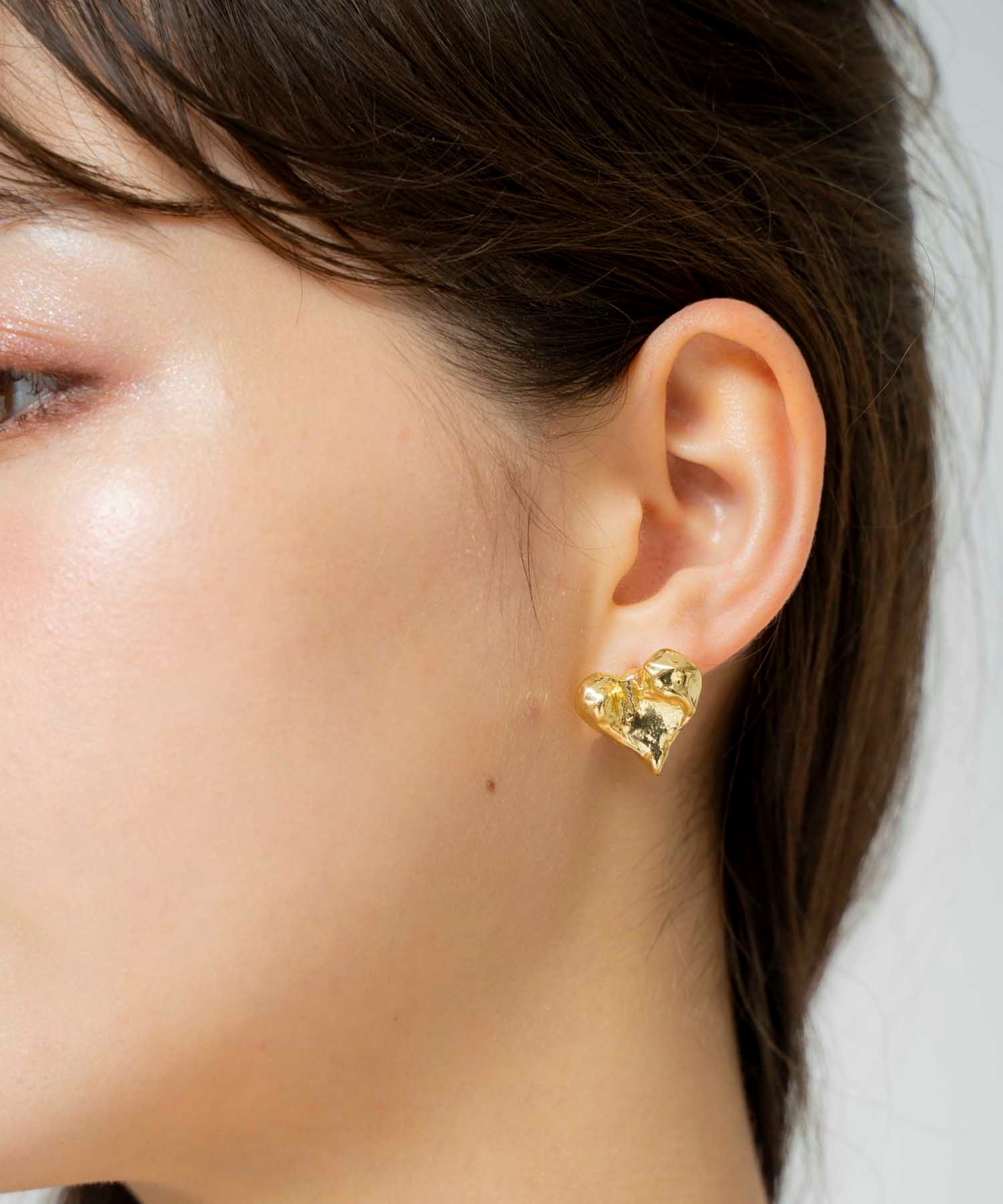 ハートモチーフピアス | ピアス | NOELA OFFICIAL WEB STORE