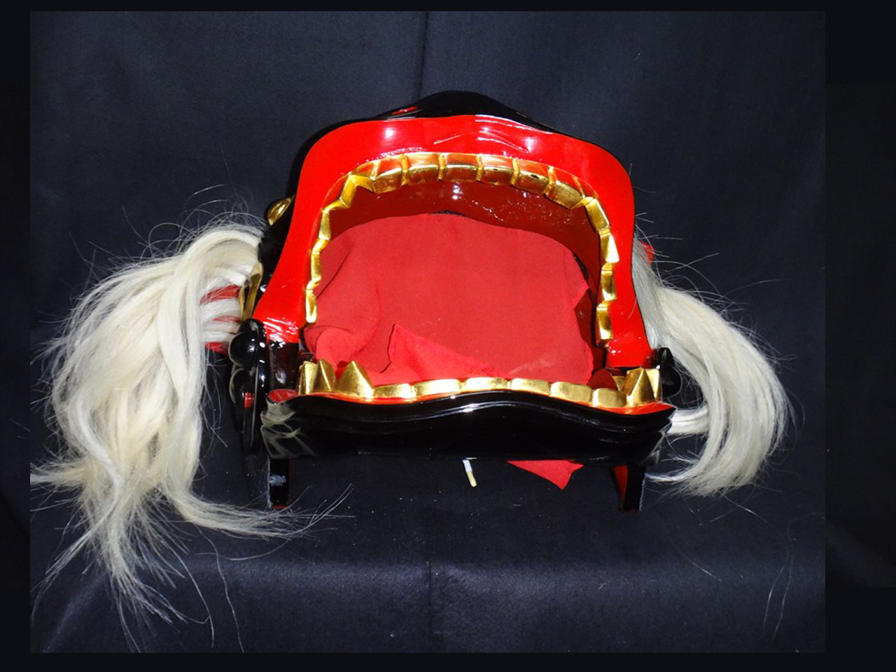 織り額】金箔に織 額付き 滝に唐獅子 織り額】金箔に織 額付き 滝に