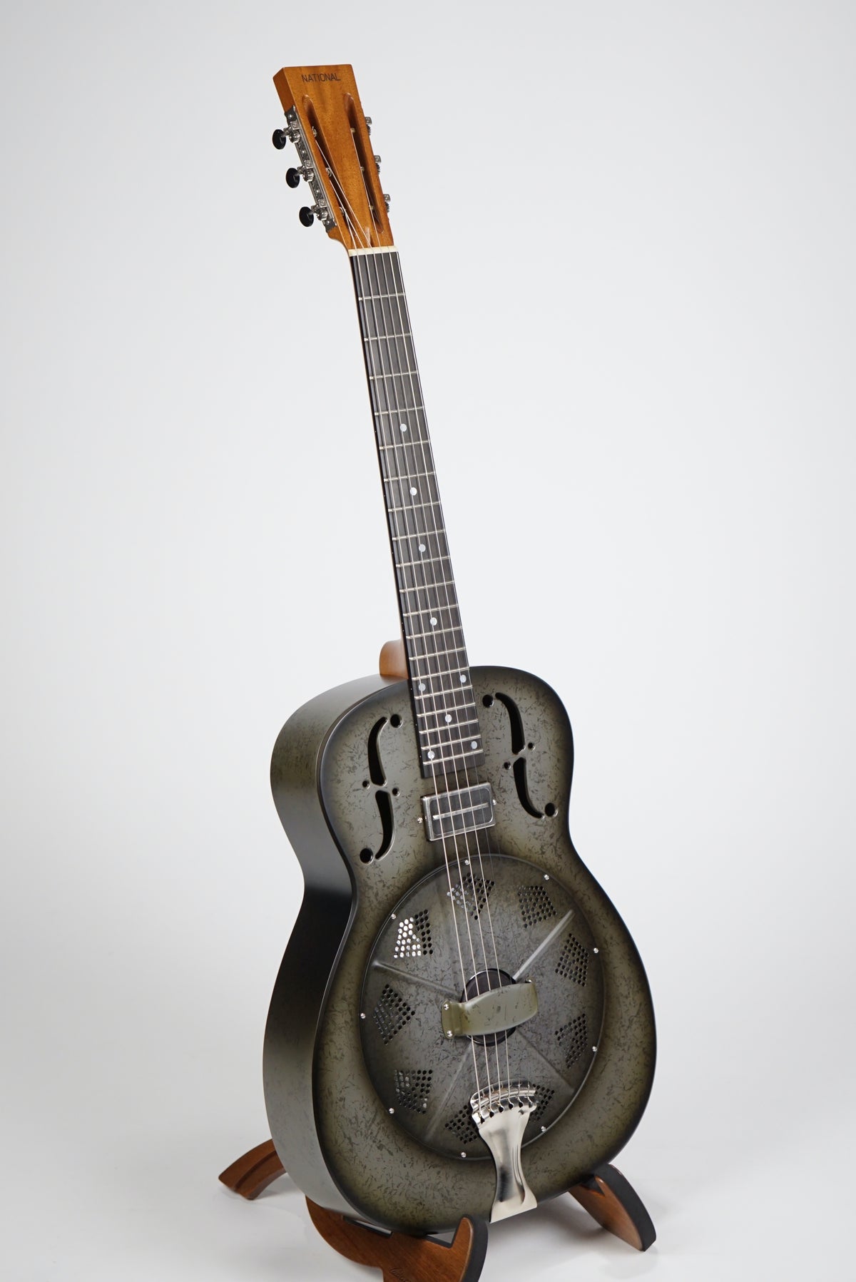 National Reso-Phonic NRP B Series 14 Fret Deluxe - Black Rust