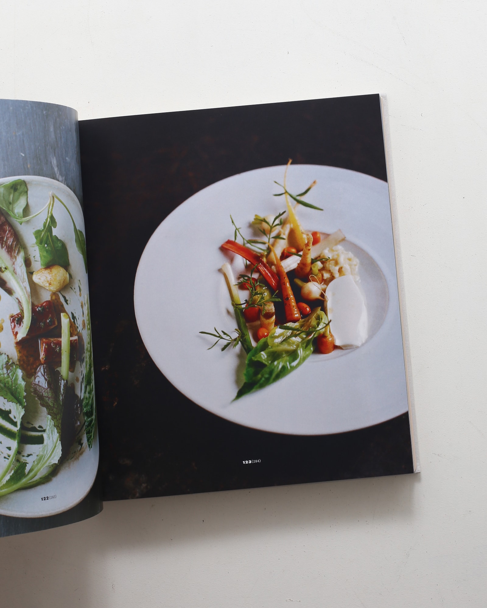 ノーマ 北欧料理の時間と場所 | レネ・レゼピ | nostos books ノストス