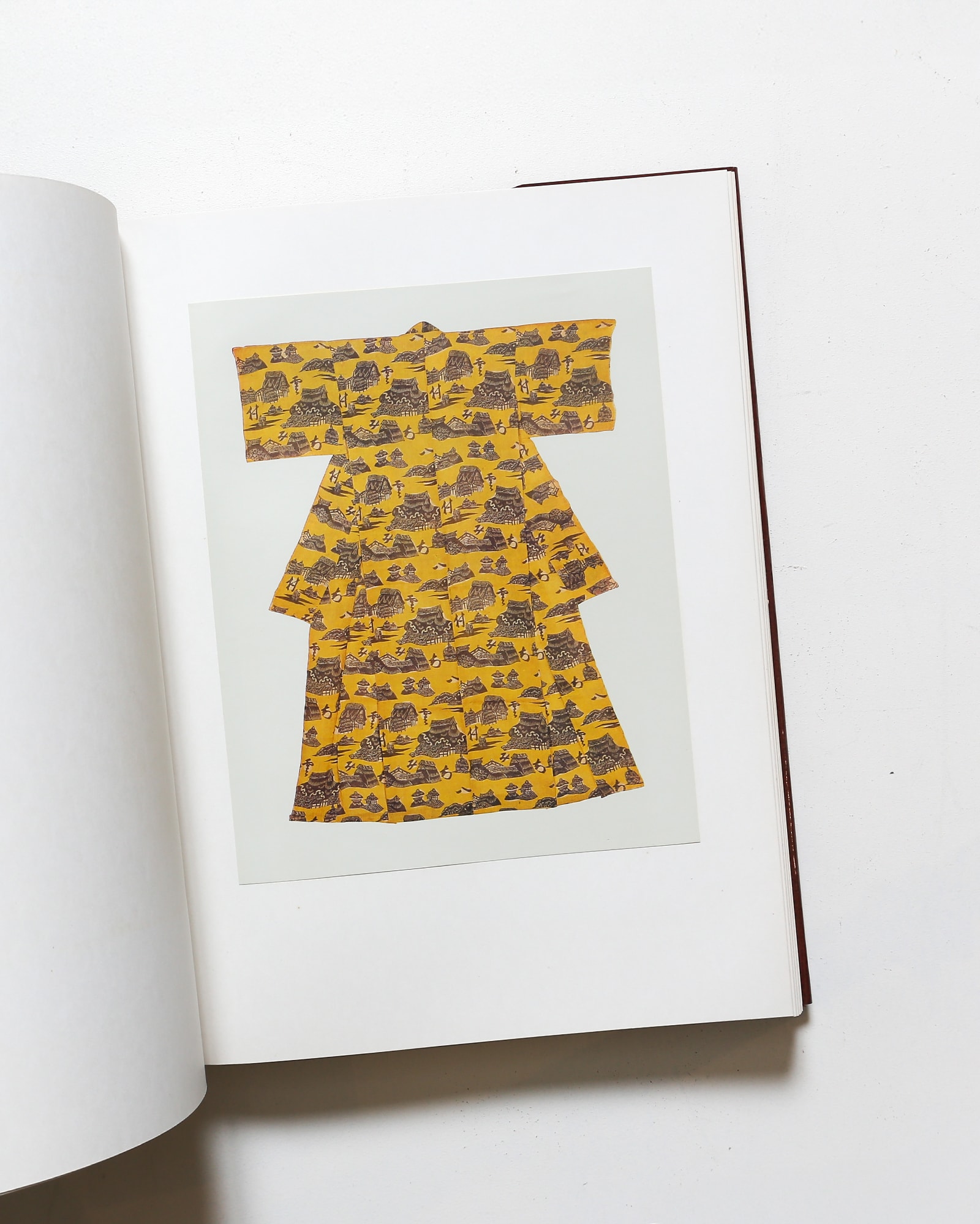 型絵染 芹沢銈介珠玉作品原色図録 | nostos books ノストスブックス