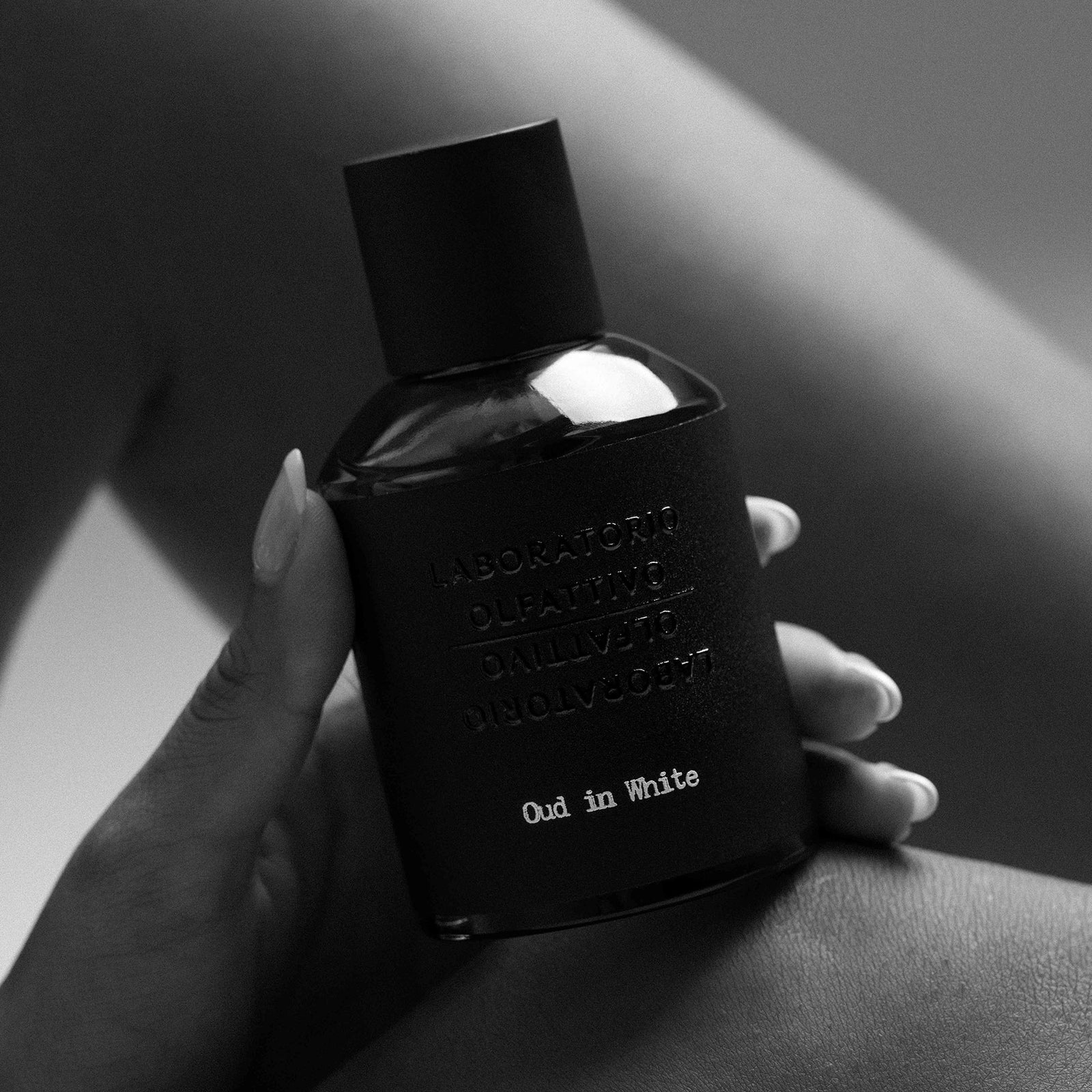 ウード イン ホワイト – NOSE SHOP