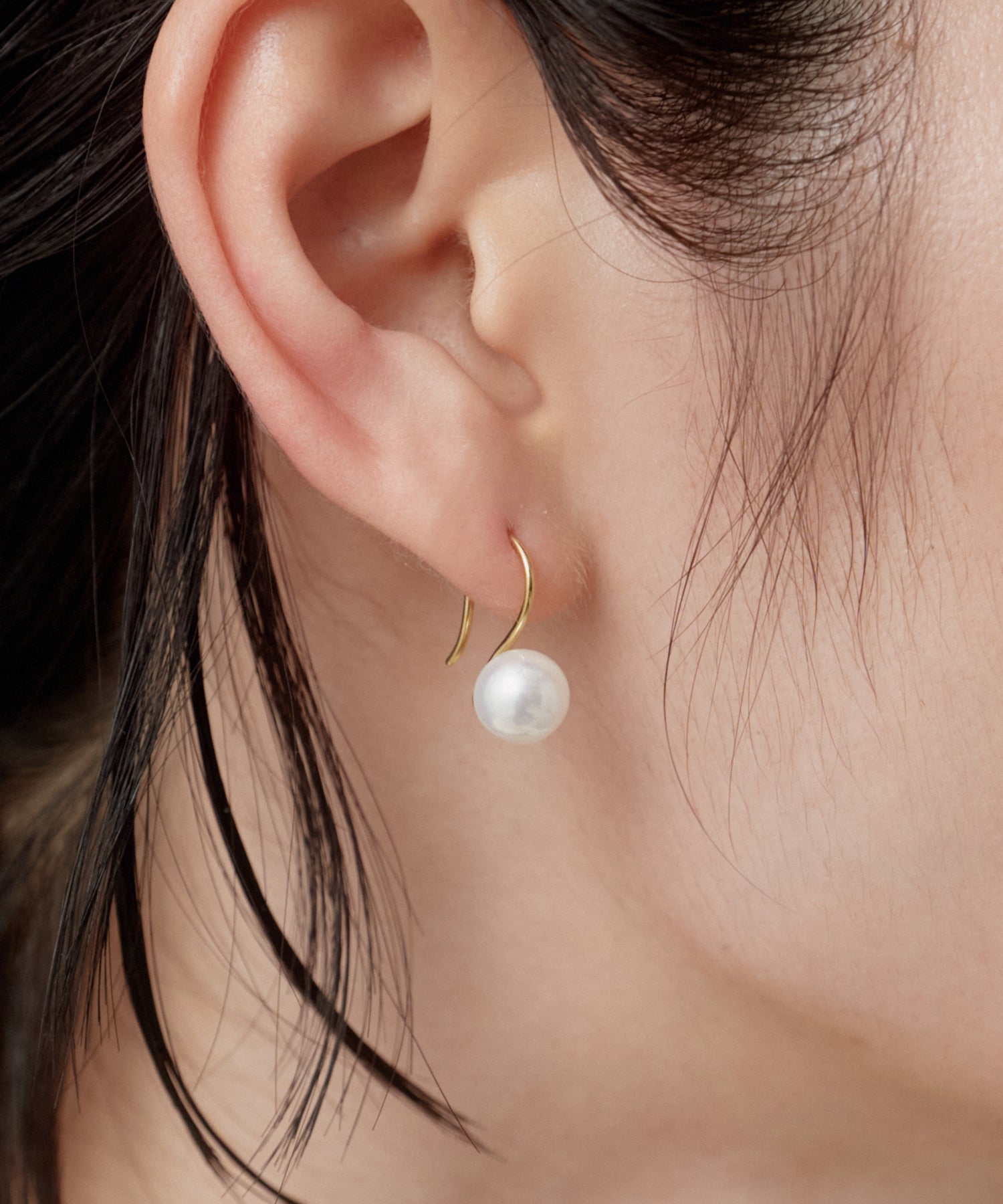 Pearl Hook Pierce［Stainless］ | 大人のための毎日使えるピアス通販