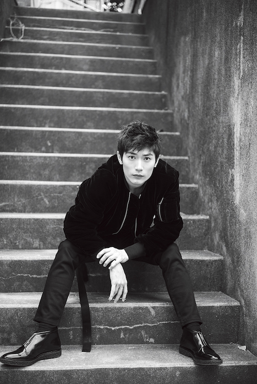 三浦春馬インタビュー「怖がらずにもがき苦しんでいきたい」 | Numero