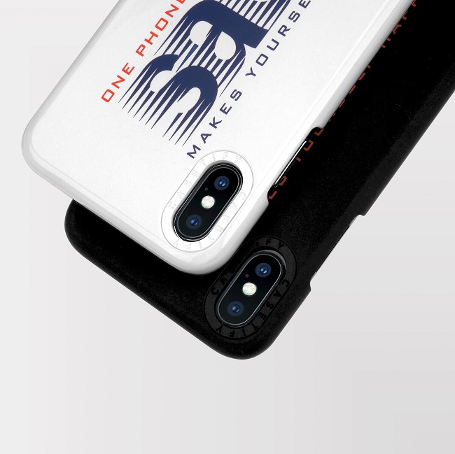 Sacai」から、まるでフリスク!?な限定iPhoneケース登場 | Numero TOKYO