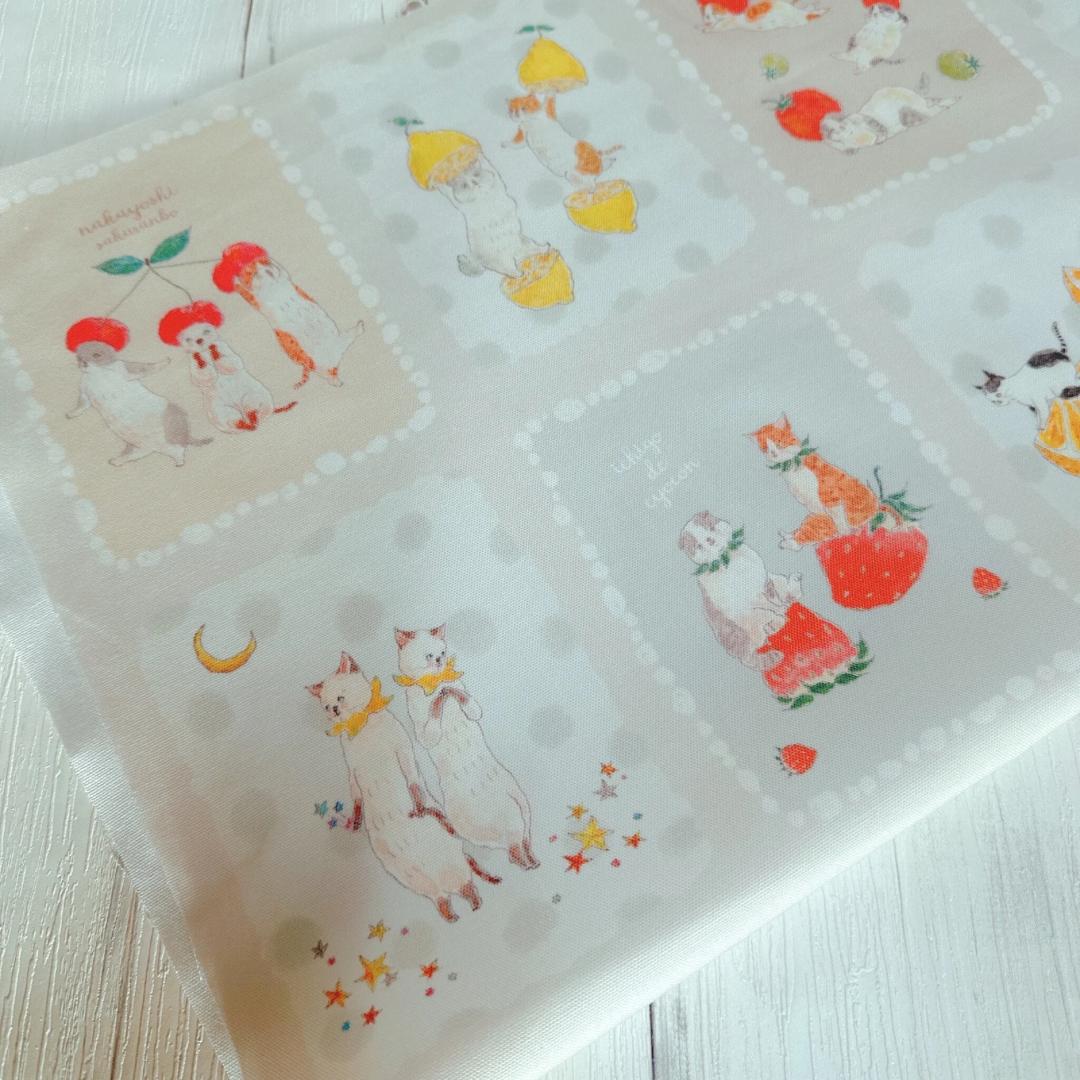 可愛い猫イラストのパネル生地】カットクロス（はぎれ）/ 全8絵柄