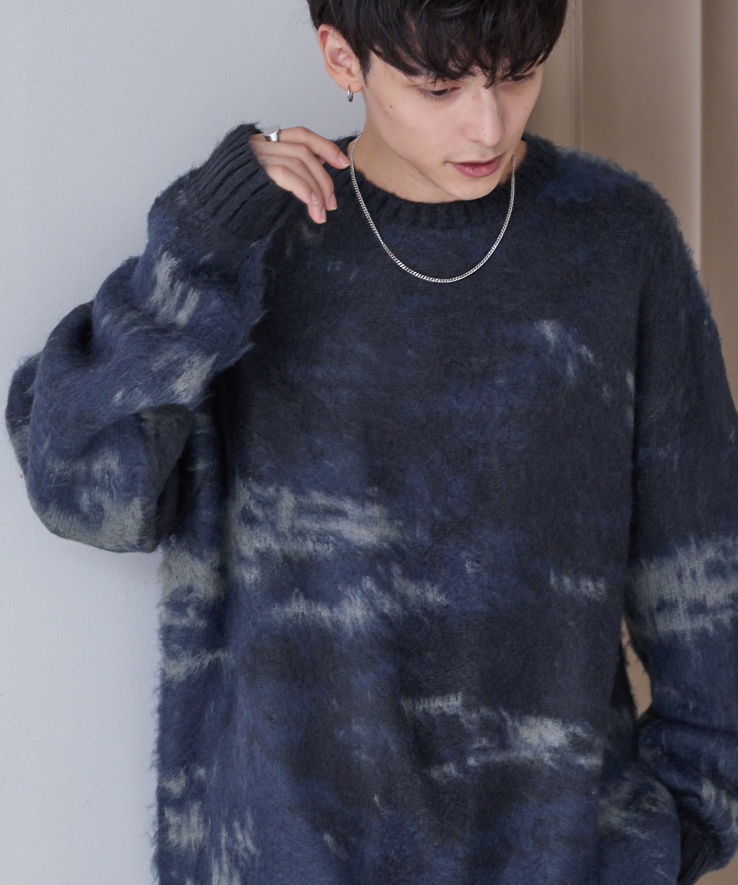 アブストラクトシャギーモヘアライク ルーズクルーネックニット MONO