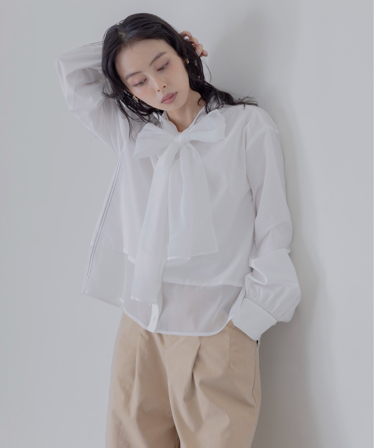 ボウタイカフスレースブラウス Eimee Law│Eimee Law & LHELBIE 公式