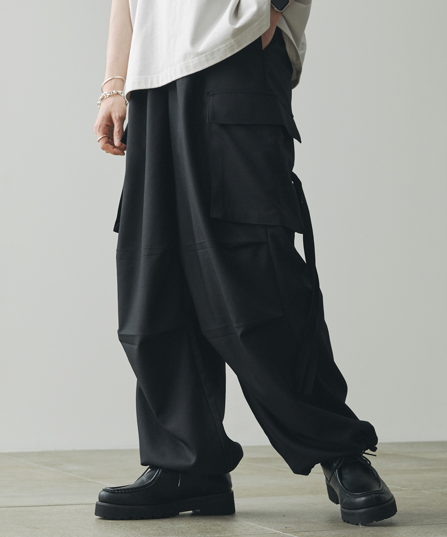 TR綾ストレッチ ワイドスラックスカーゴパンツ MONO-MART│MONO-MART