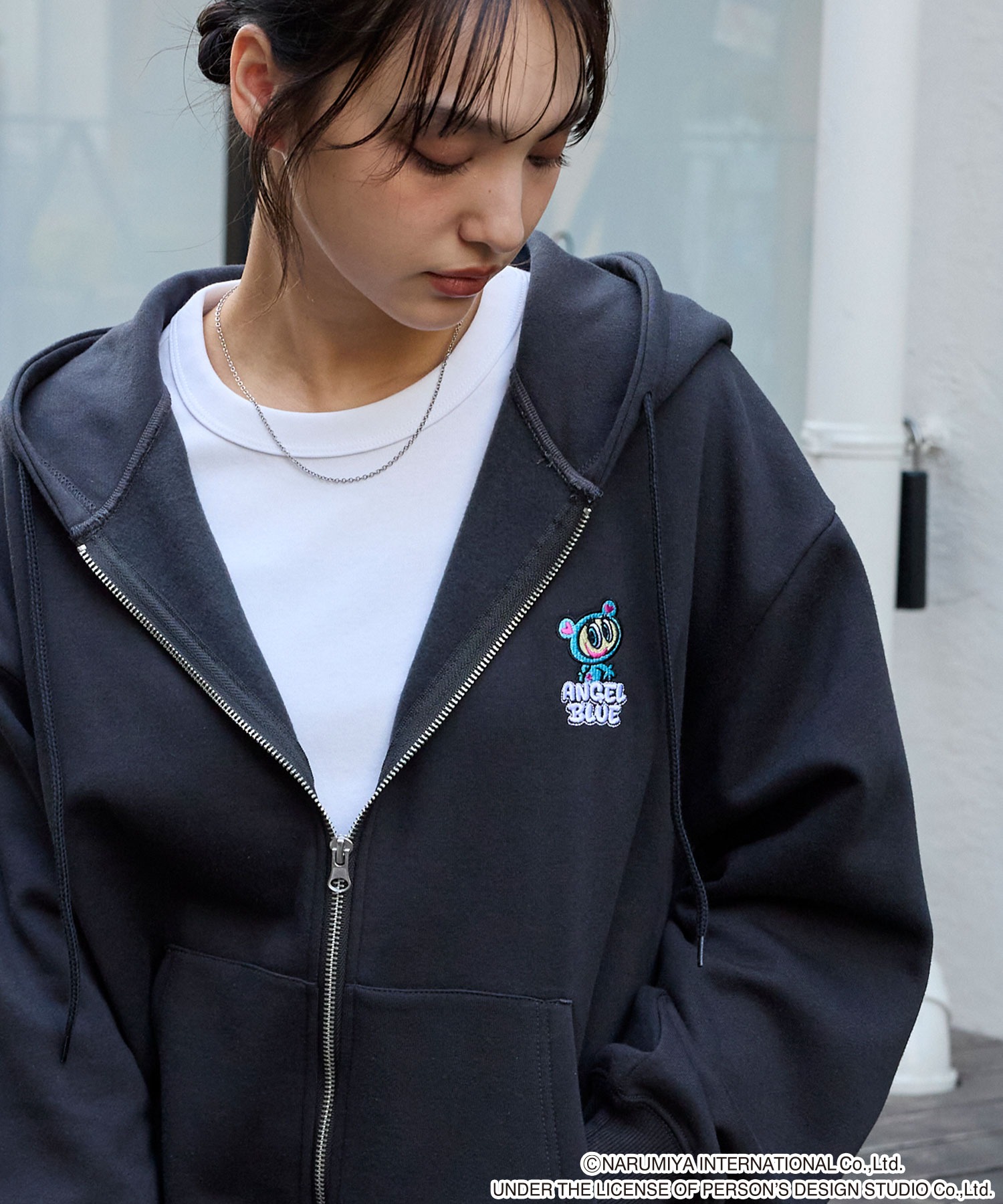 ANGEL BLUE】別注 エンジェルブルー グラフィック刺繍ジップアップ