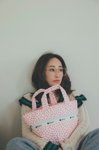 レスポートサック×神崎恵コラボ第2弾、おしゃれで機能的なポーチ