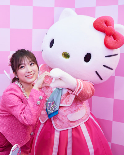 キティちゃんとの自撮りも♡元IZ＊ONE・矢吹奈子さん登場！韓国