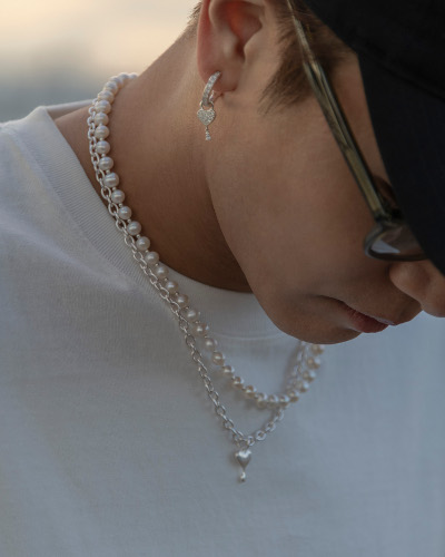 岩田剛典プロデュースの新ブランド「ゴッド オンリー ノウズ」12月19日