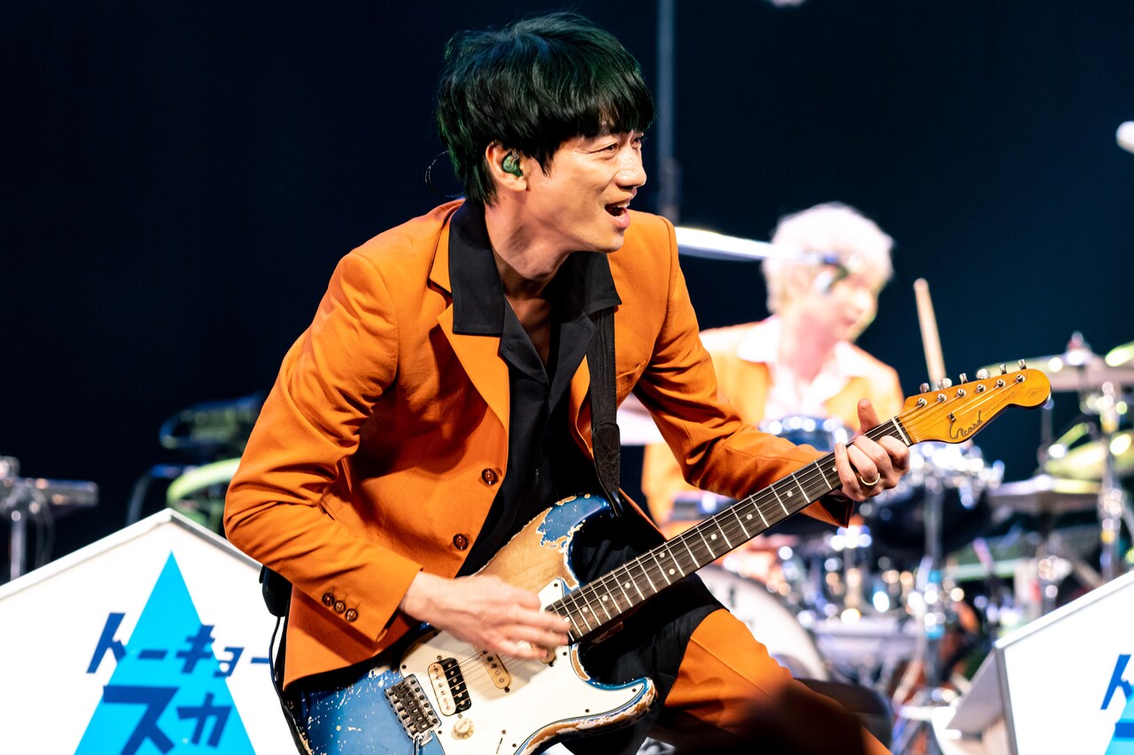 加藤隆志（G）（撮影：ヤオタケシ） [画像ギャラリー 24/29] - 音楽