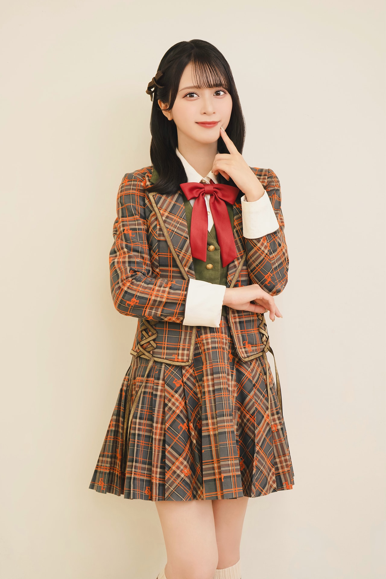 LOVE「ラブソングに襲われる」インタビュー｜キュートな歌にコミカルな