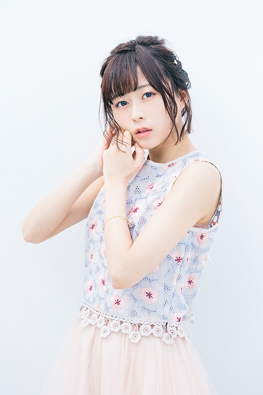 水瀬いのり「Innocent flower」インタビュー｜ “蕾が花咲いた”1st