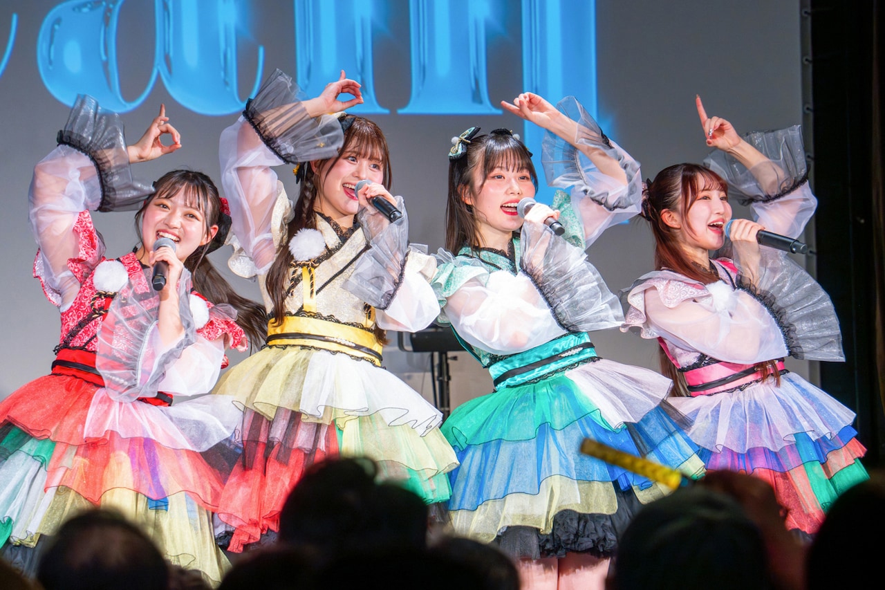 櫻井敦司と今井寿が白いマネキン抱くBUCK-TICK新ビジュアル - 音楽ナタリー