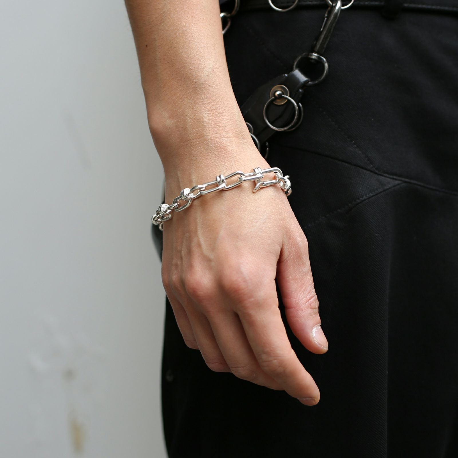 JNS1132)ビクターチェーン ブレスレット M - シルバー｜アクセサリー