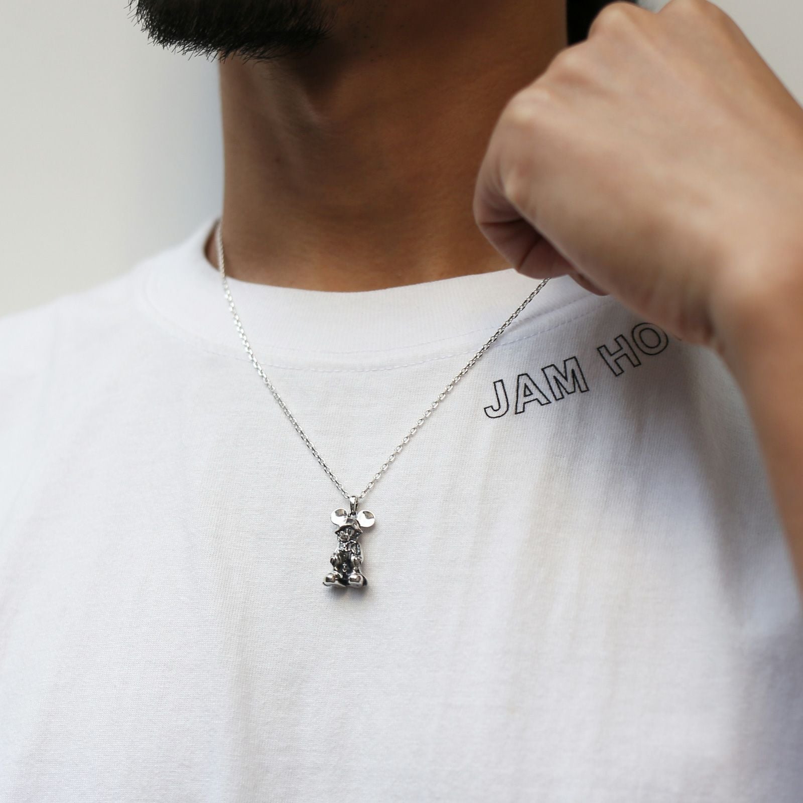 JWDNC88SV)キングダム ハーツ “王様（ミッキーマウス）” ネックレス 光