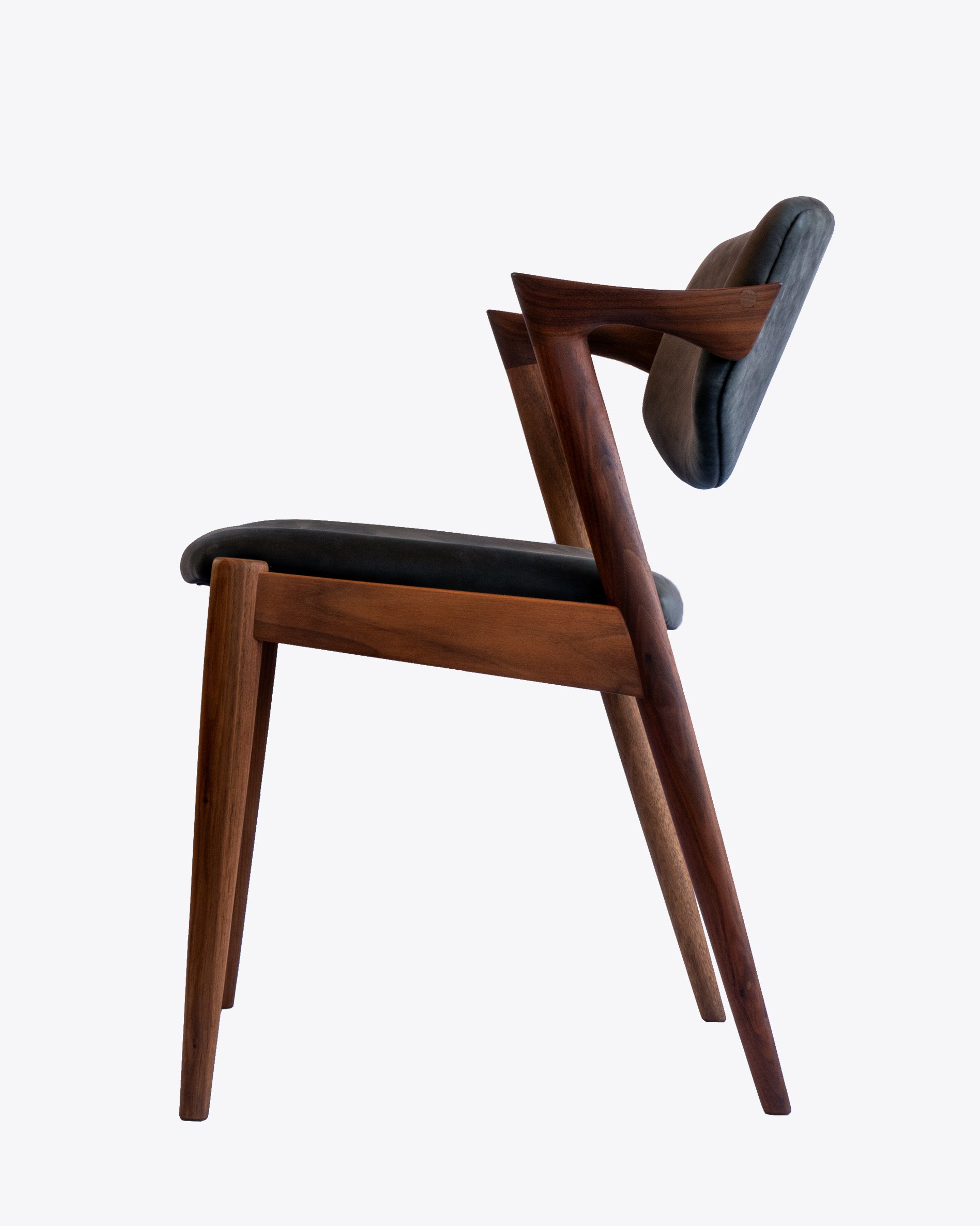 宮崎椅子製作所 ｜ No.42 ウォールナット